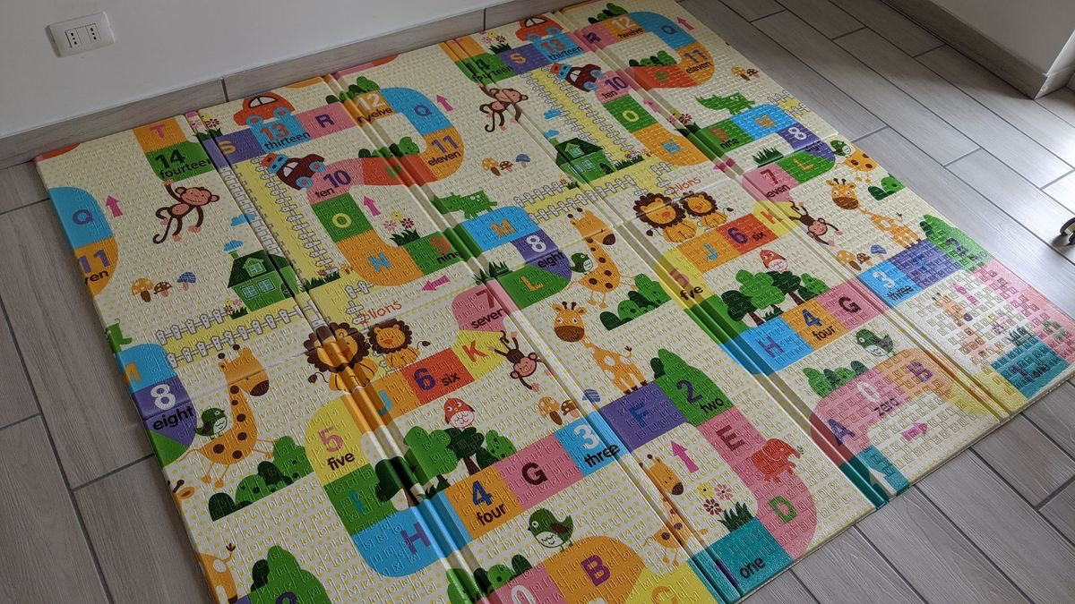 Large Foldable Baby Play Mat foam water-proof Crawling Mat for Indoors & Outdoors – Waterproof, Non-Toxic & Reversible Tummy Time Mat